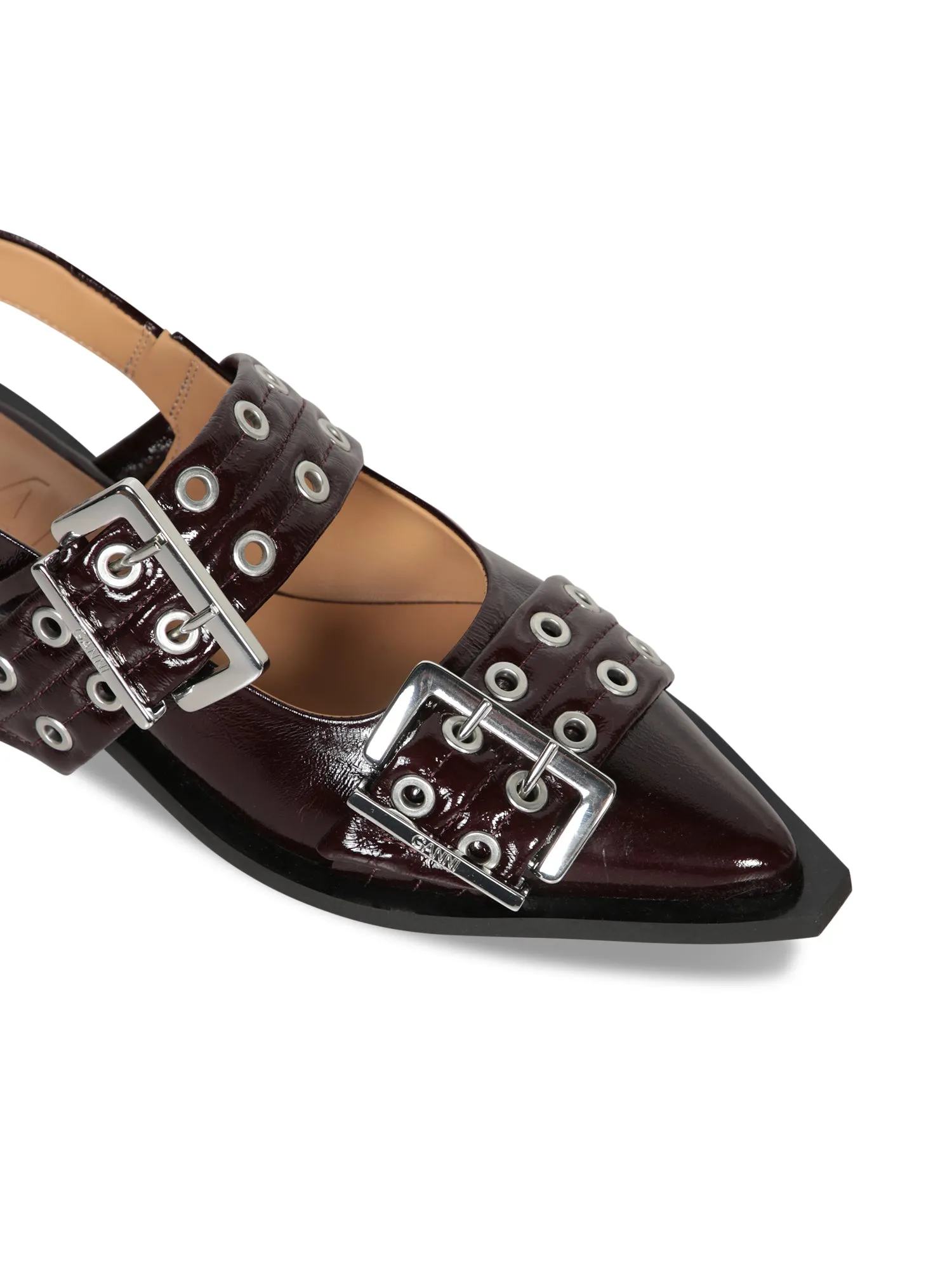 Flats Buckle Naplack in Brown